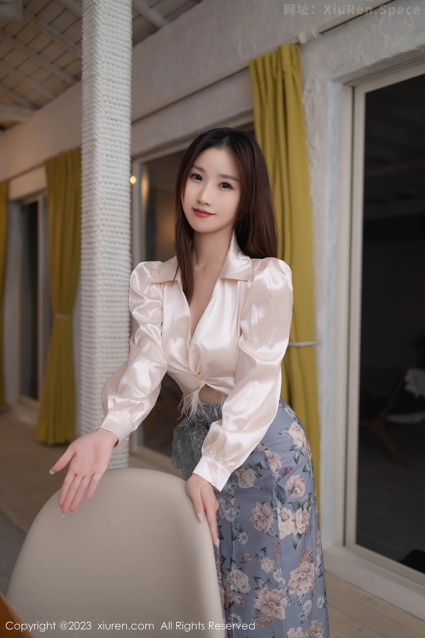 图片[4]-[XiuRen秀人网]VOL.7770 模特Yada杏子半脱露性感轻透内衣配超薄肉丝秀曼妙身姿诱惑写真84P-秀人网官方网站